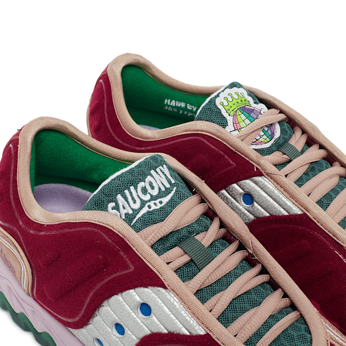 Saucony x Jae Tips Matrix rot 86561 6