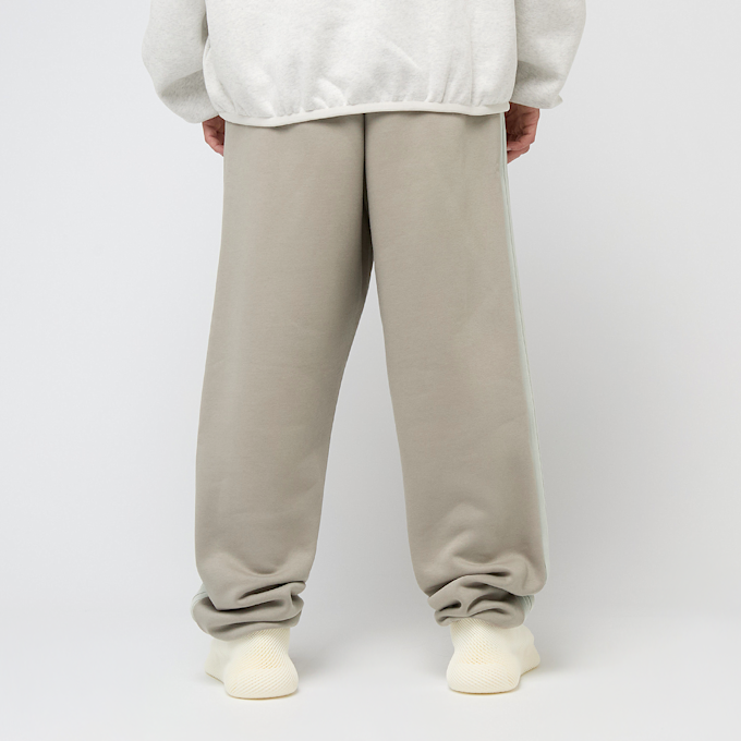 adidas Originals x Fear Of God Athletics Heather Stripe Sweatpant beige 88727 4